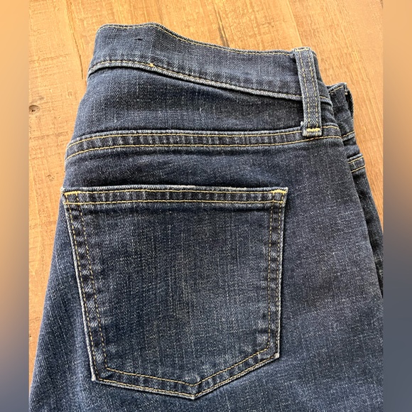 Gap Mid Rise Girlfriend Jeans - Picture 11 of 13